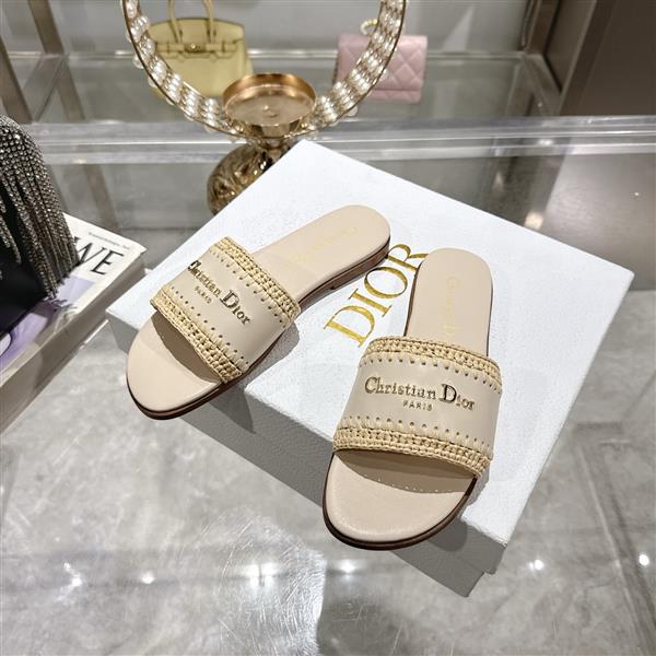 20251128184321813 250